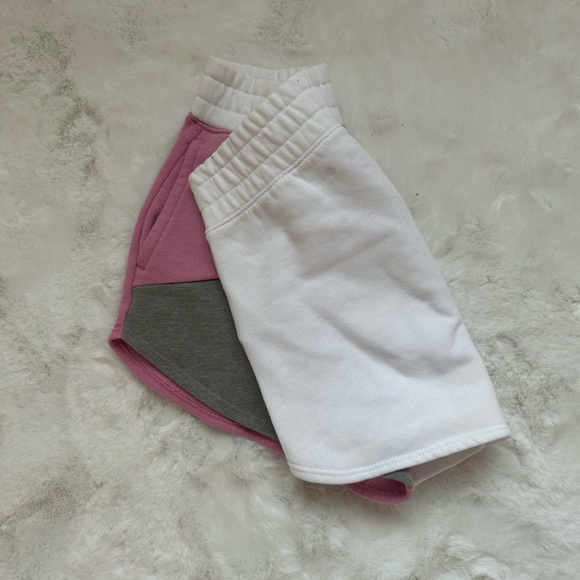 hollister ultra high rise dad sweat shorts - Picture 2 of 3